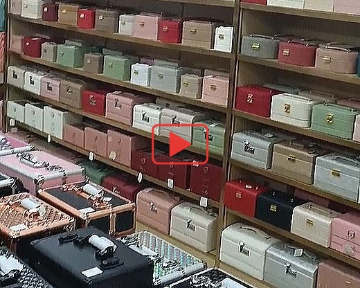 メイクボックス