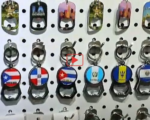 栓抜きキーホルダー